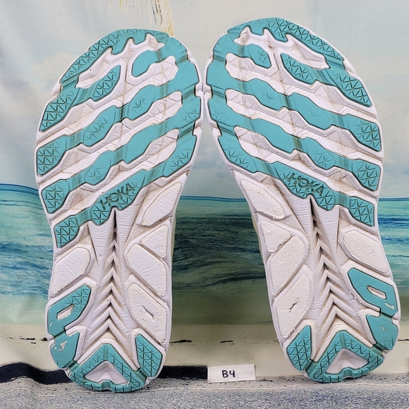 Hoka Clifton 8 Womens 7.5B - Picture 9 of 10